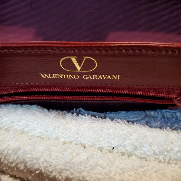 1960s Valentino Garavani Top Handle Satchel. COAs(2) - Picture 10 of 11